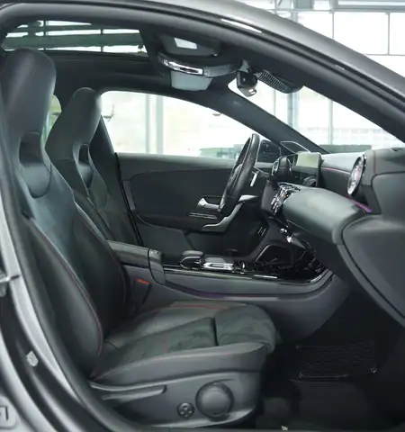 Mercedes-Benz Cla view 15