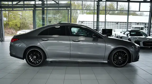 Mercedes-Benz Cla view 8