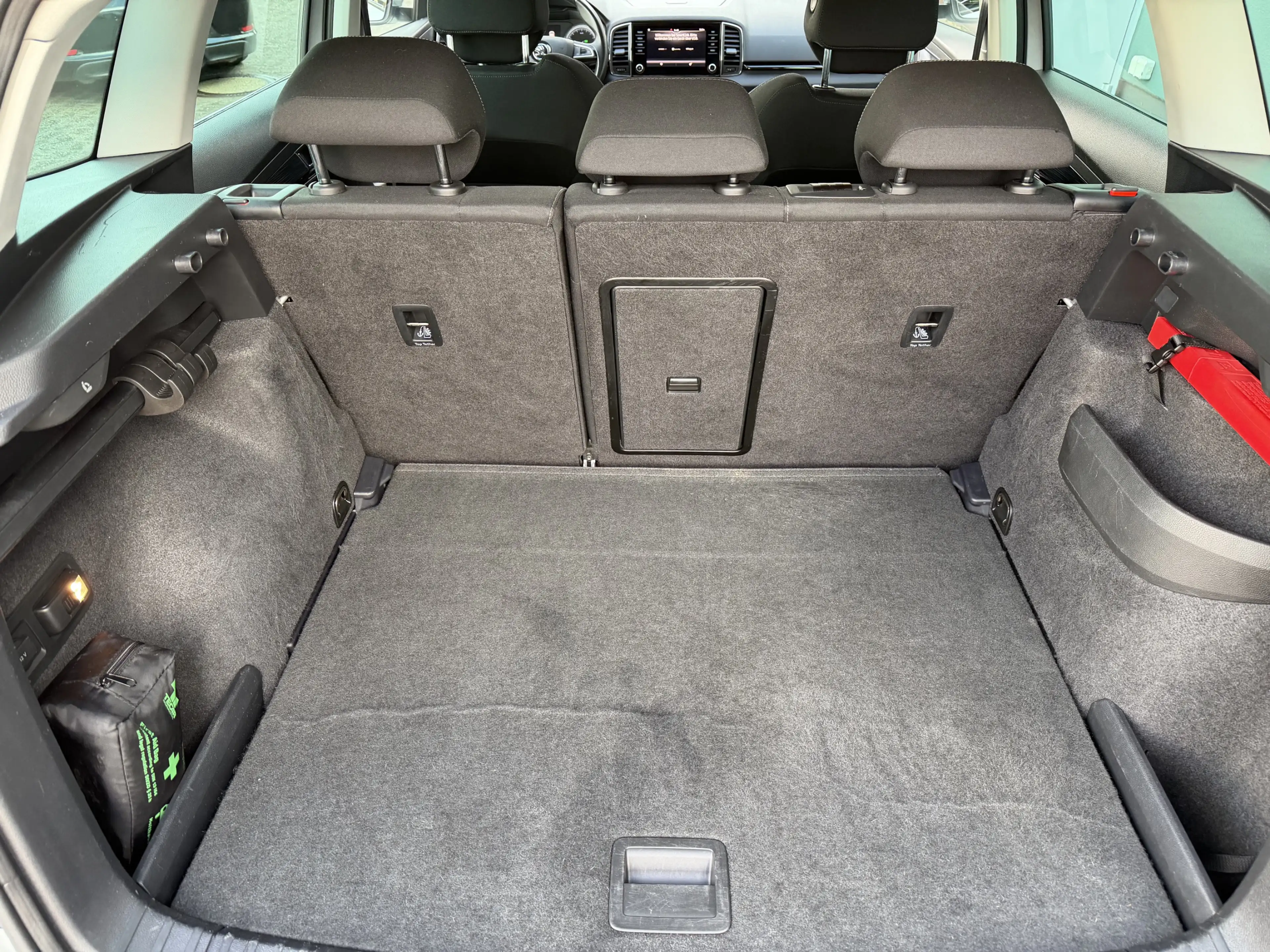 Skoda Karoq Style+DSG+SITZHEIZUNG+NAVI+PDC+CARPLAY+1.H — photo 22