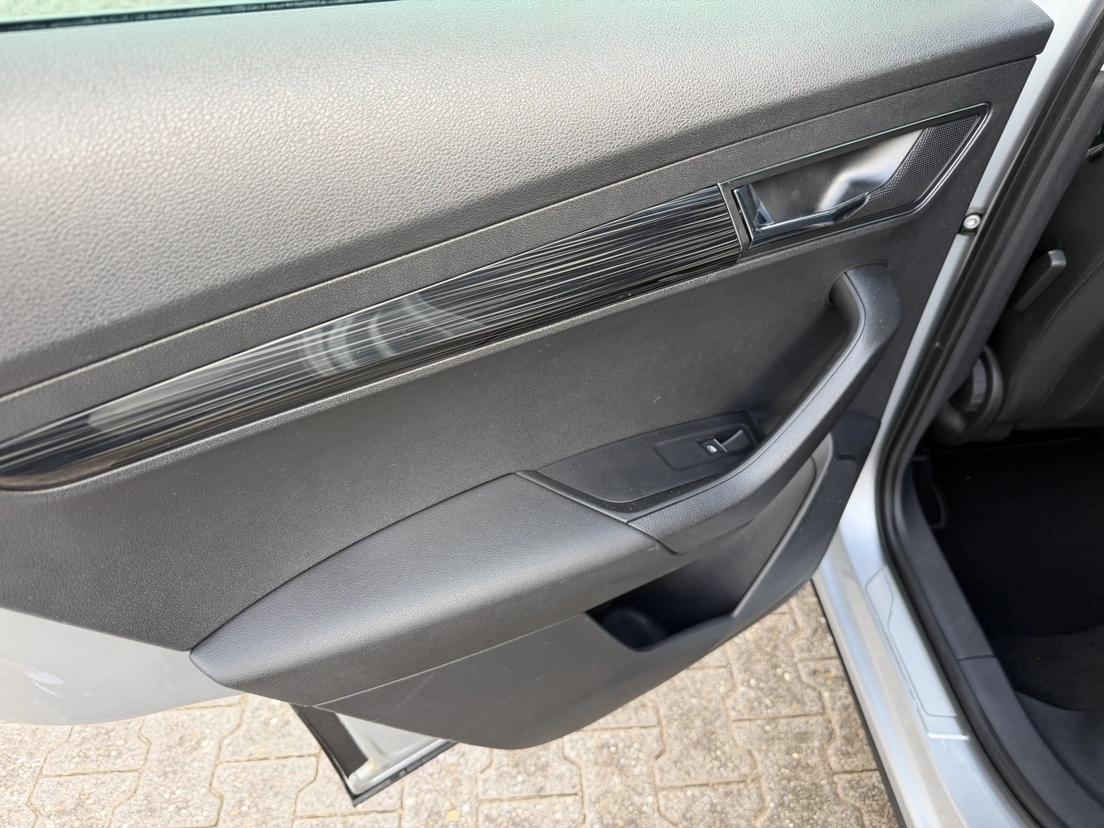 Skoda Karoq Style+DSG+SITZHEIZUNG+NAVI+PDC+CARPLAY+1.H — photo 21