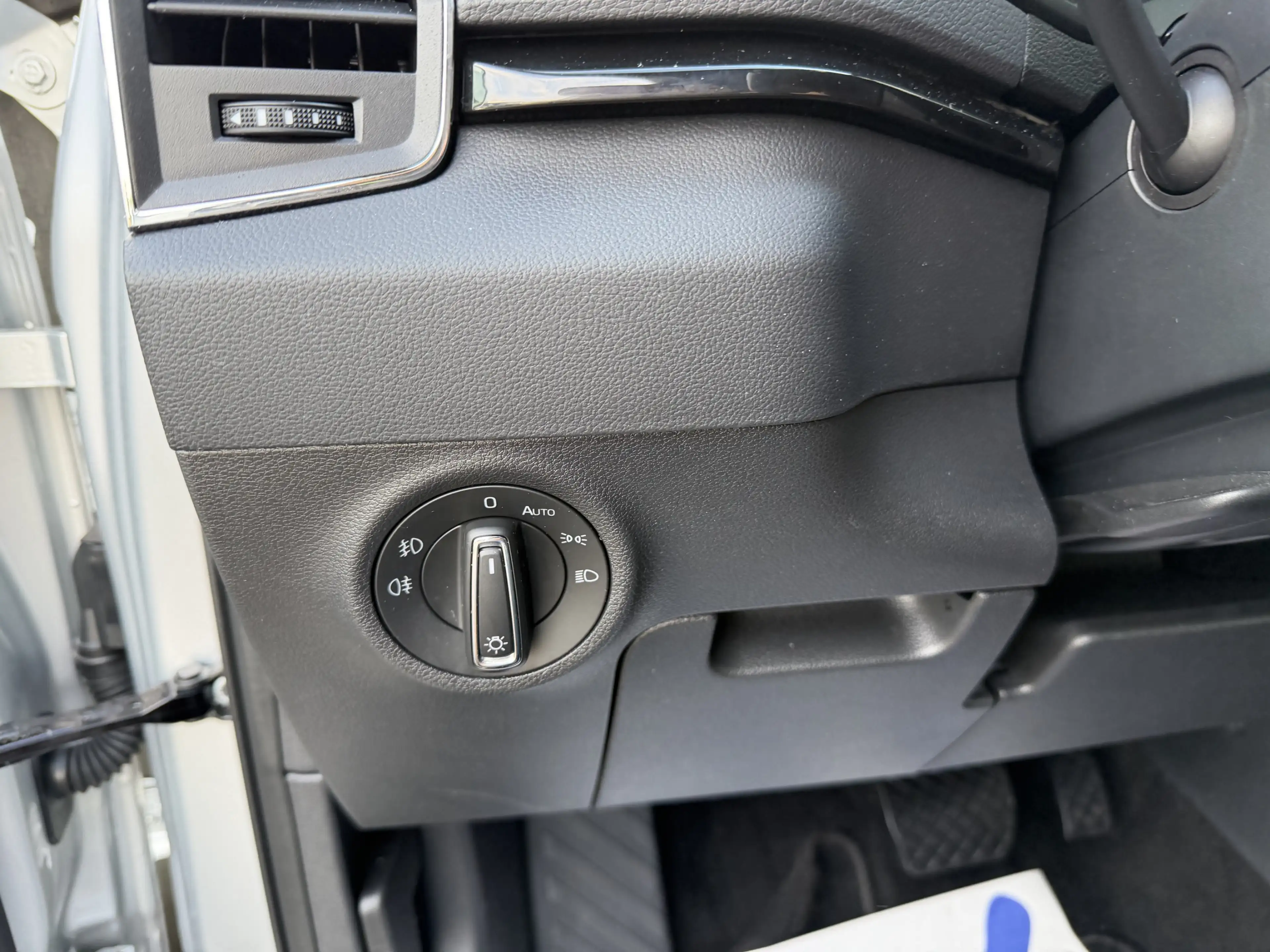 Skoda Karoq Style+DSG+SITZHEIZUNG+NAVI+PDC+CARPLAY+1.H — photo 9