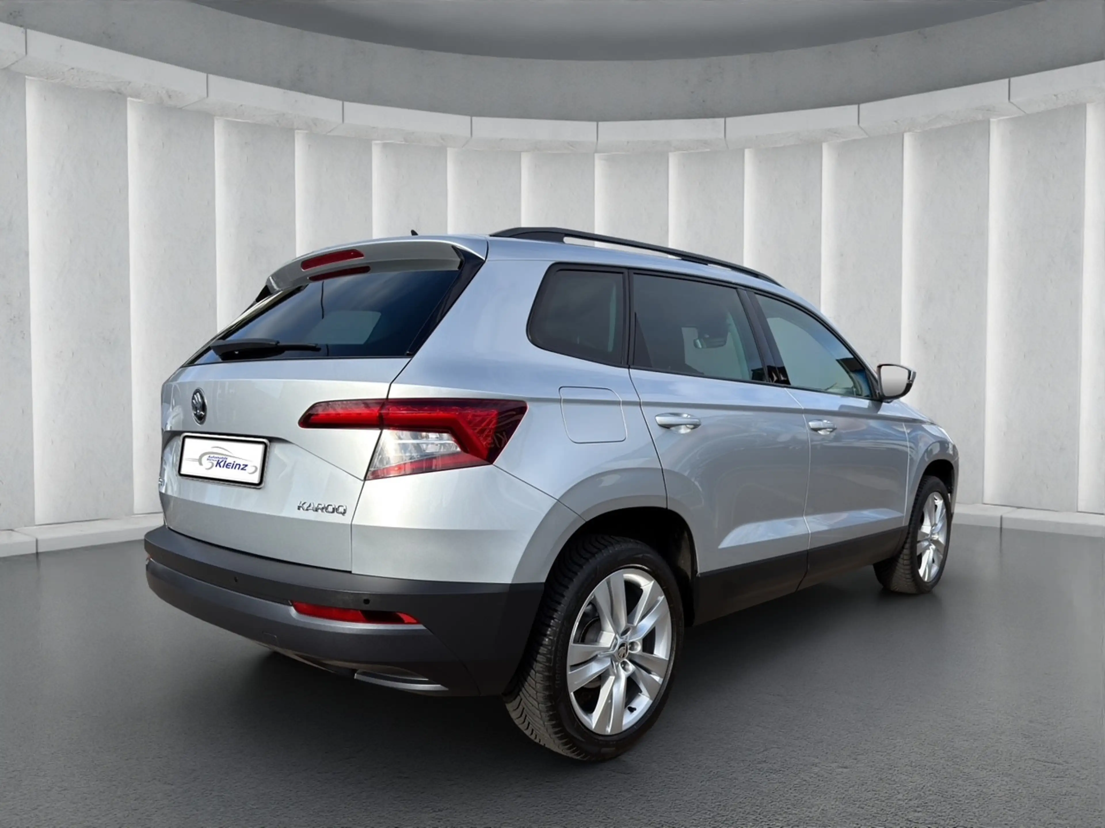 Skoda Karoq Style+DSG+SITZHEIZUNG+NAVI+PDC+CARPLAY+1.H — photo 3