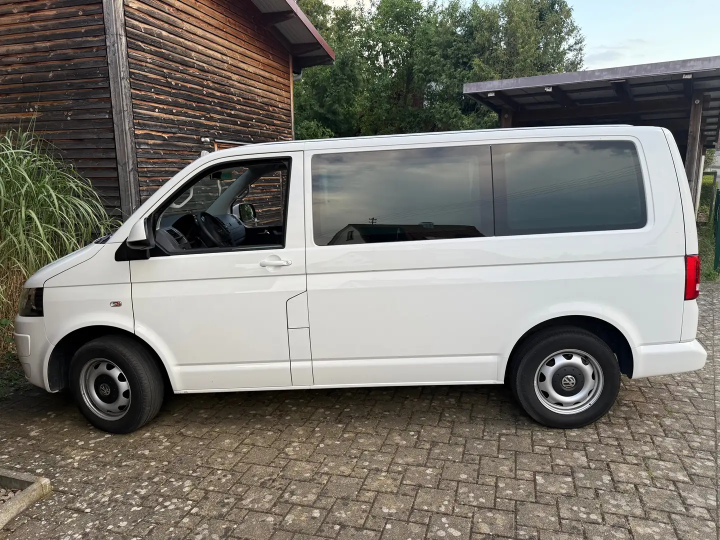 Volkswagen T5 Multivan Multivan  Startline Bílá - 2
