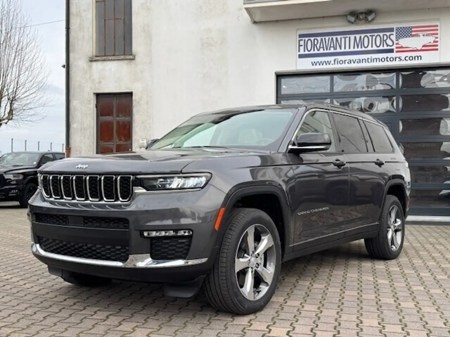 Jeep Grand Cherokee LIMITED L 3.6 V6 Šedá - 1