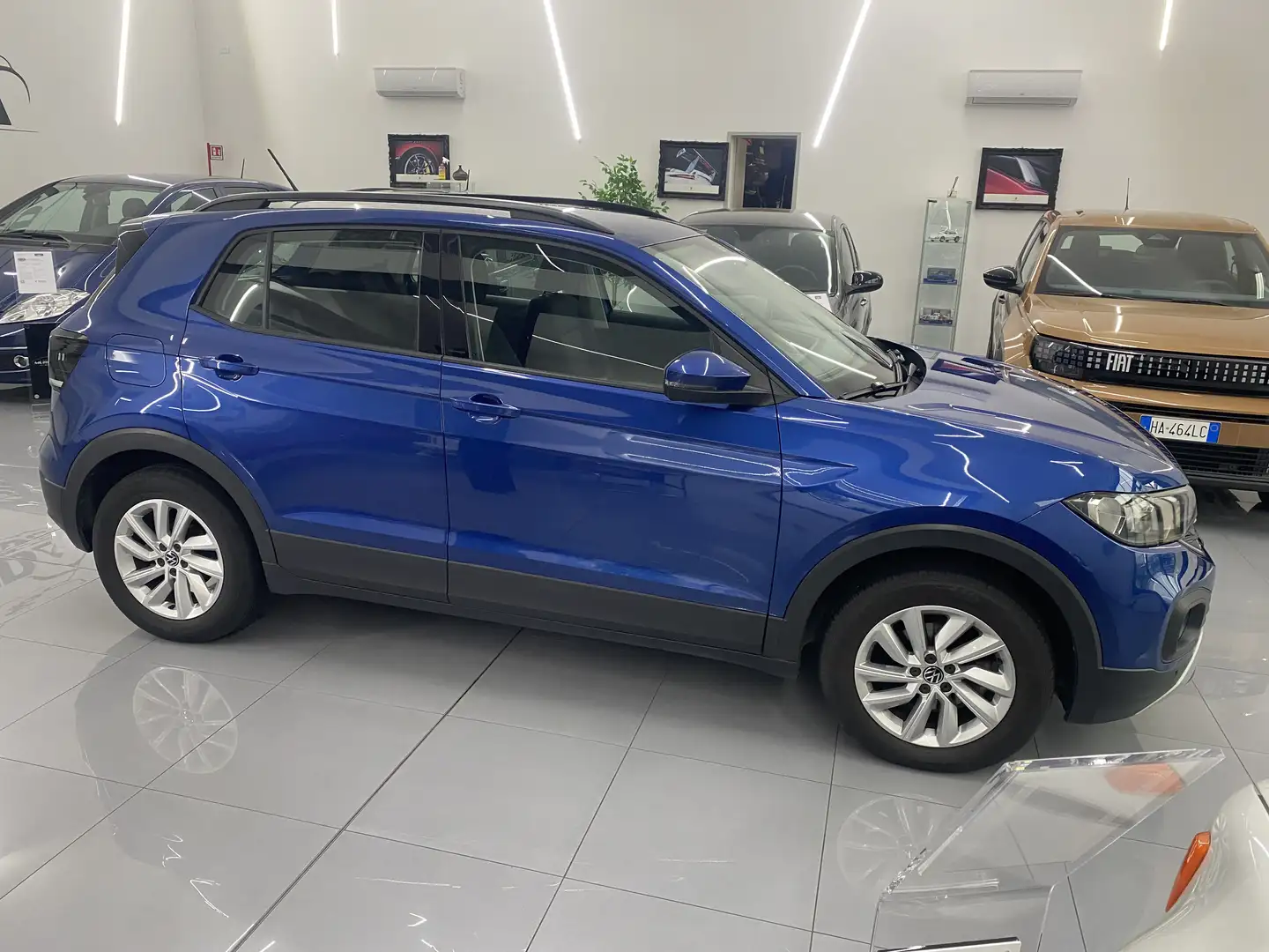 Volkswagen T-Cross T-Cross 2019 1.0 tsi Style 110cv dsg Blu/Azzurro - 2
