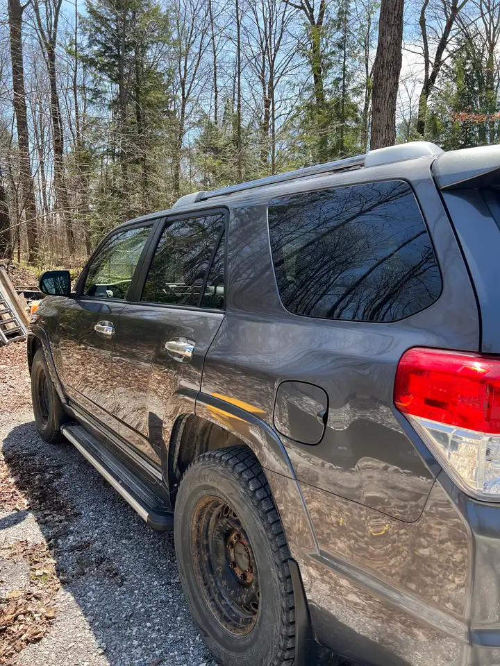 Toyota 4-Runner снимка Toyota 4-Runner