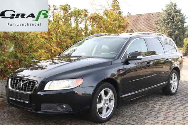 Volvo V70 2.5T Summum (5-Zylinder) /hochw. Ausstattung