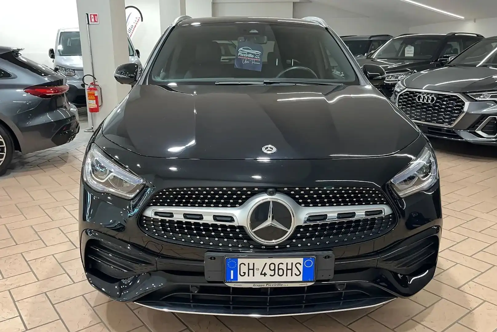 Mercedes-Benz GLA 250 GLA 250 e EQ-POWER AMG Auto Nero - 2