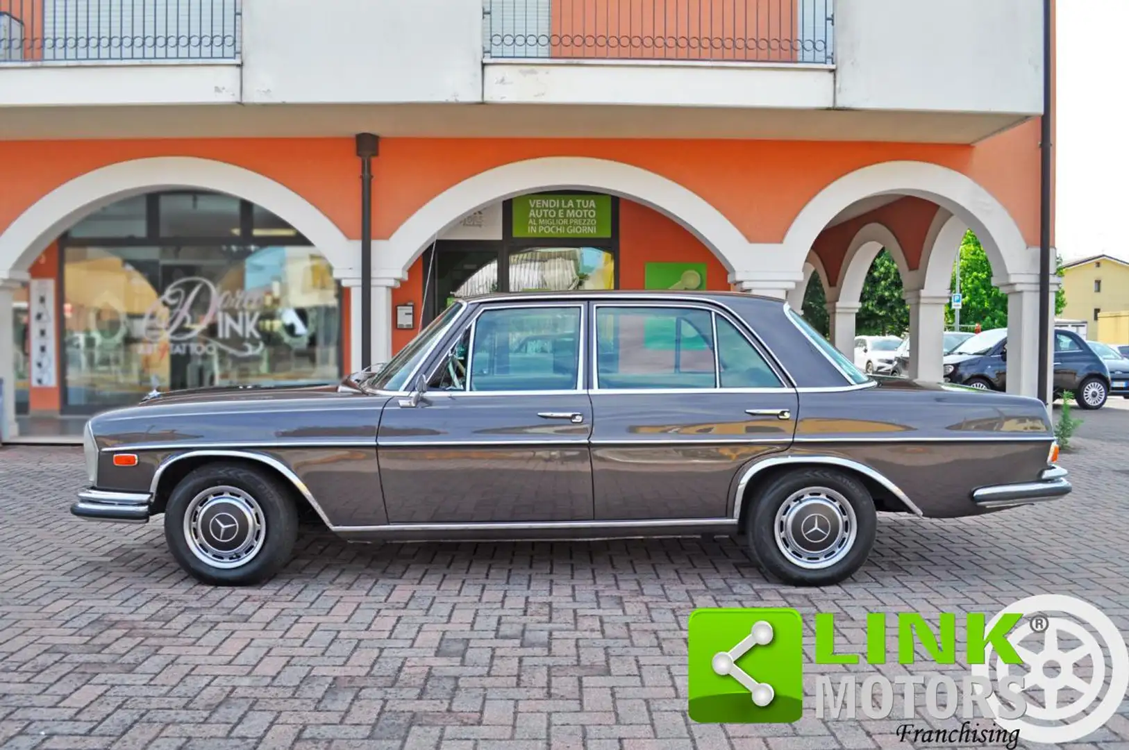 Mercedes-Benz 280 SE W108 2.8 1970 - Motore ad Iniezione Marrone - 2