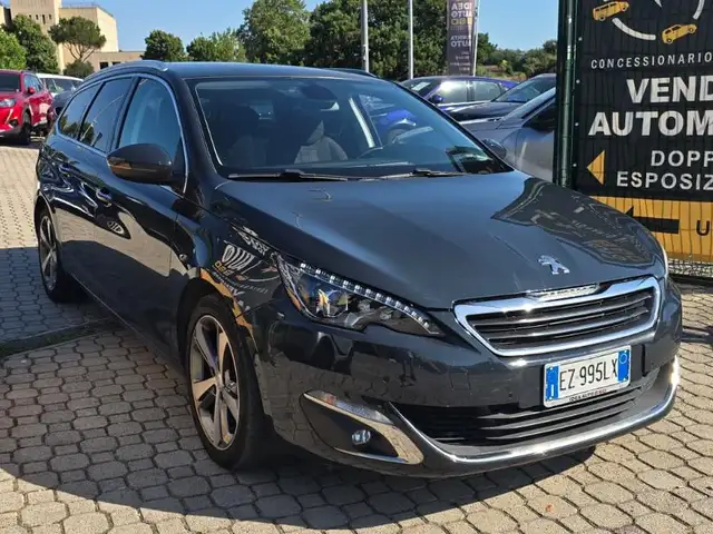 2015 Peugeot 308 in Blue for sale