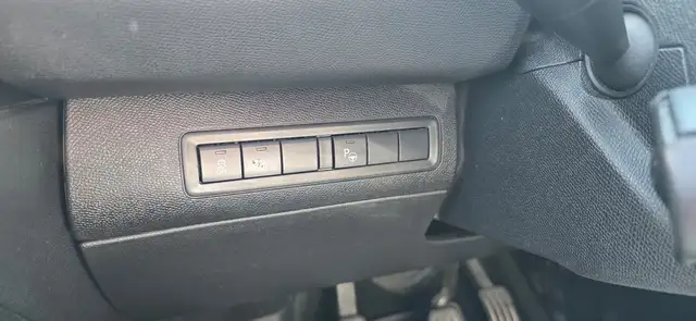 Peugeot 308 view 12