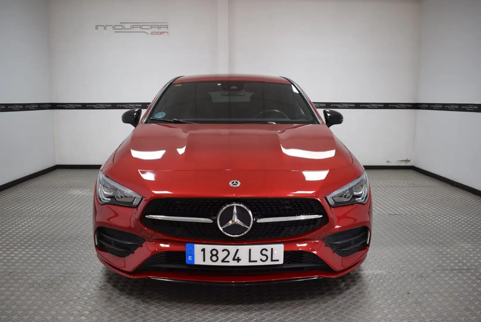 Mercedes-Benz CLA 200 Shooting Brake 200d 8G-DCT Burdeos - 2