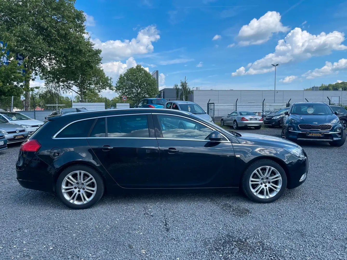 Opel Insignia A Sports Tourer Sport/TÜV NEU - 1