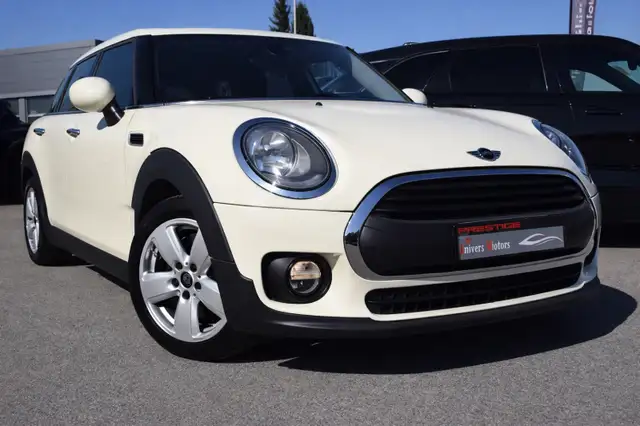 Mini Clubman main image