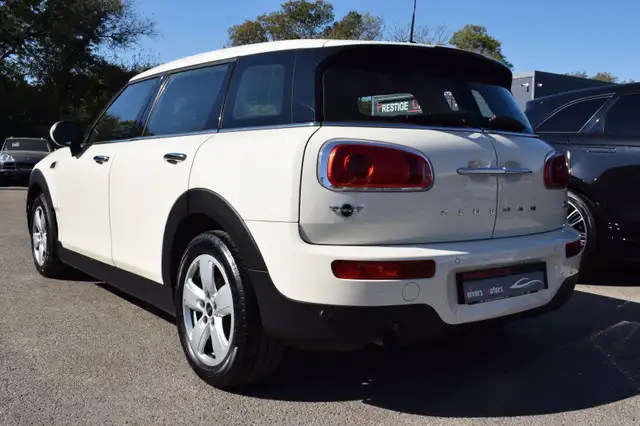 Mini Clubman view 3