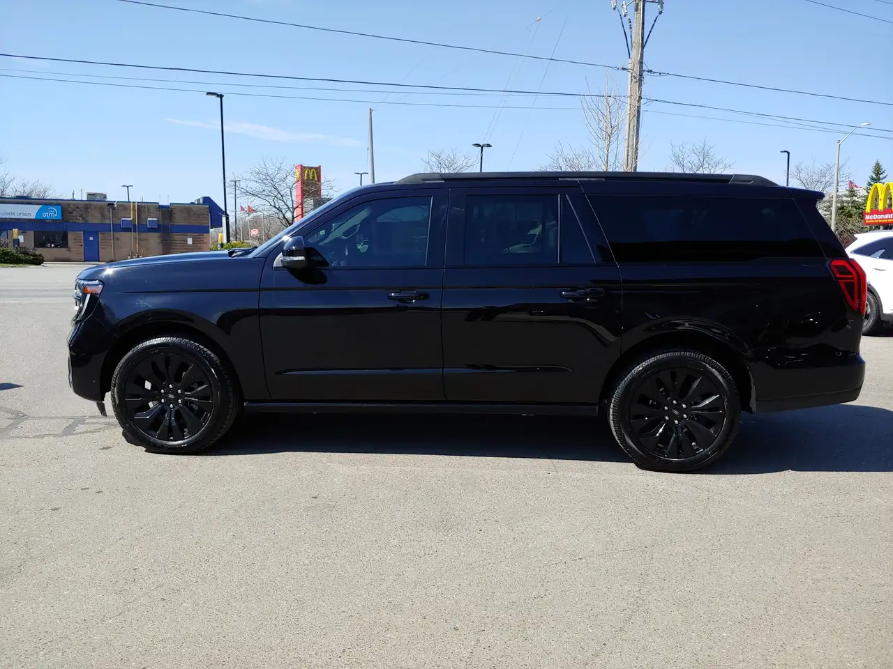 Ford Expedition снимка Ford Expedition