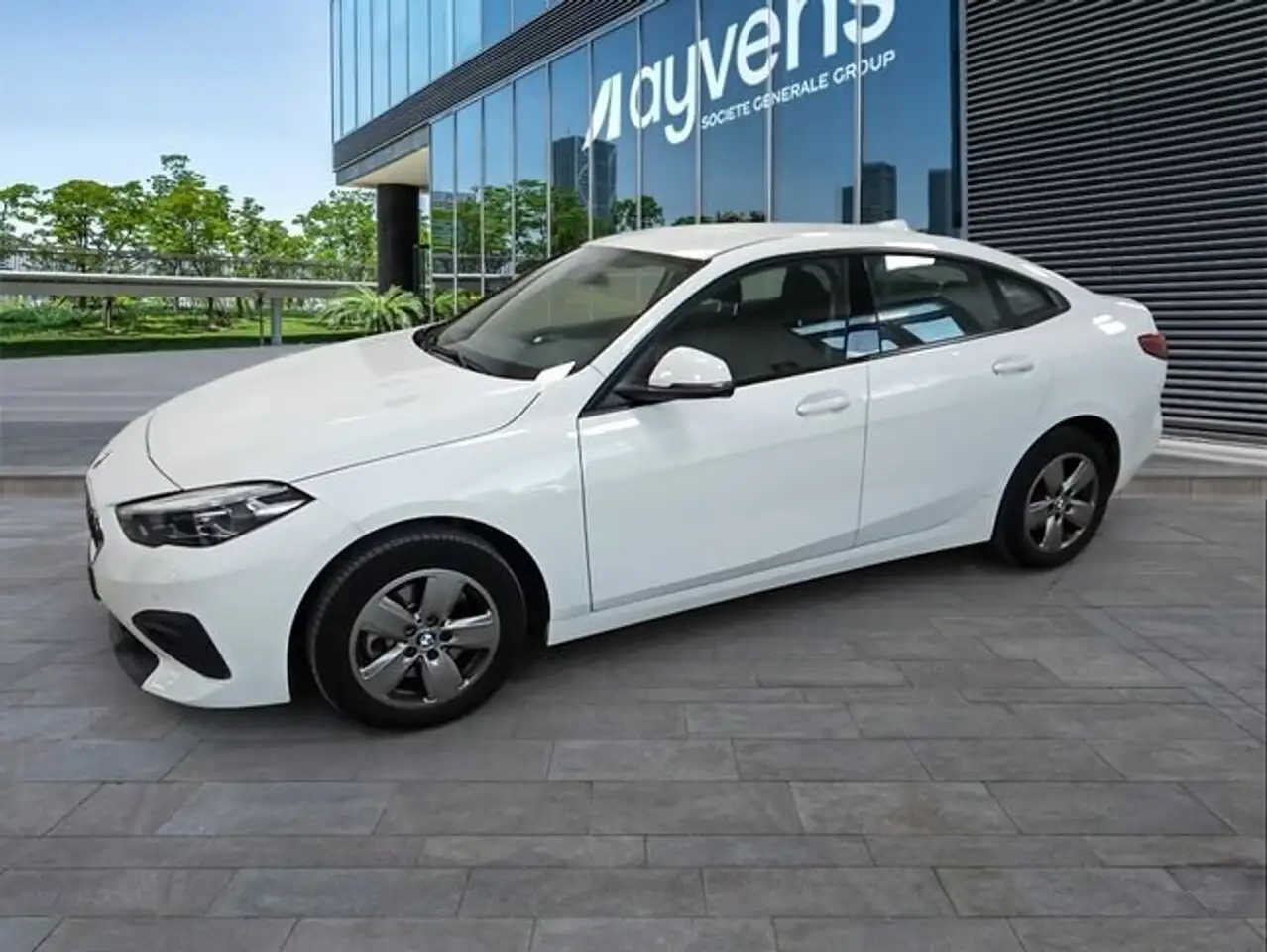 BMW 216