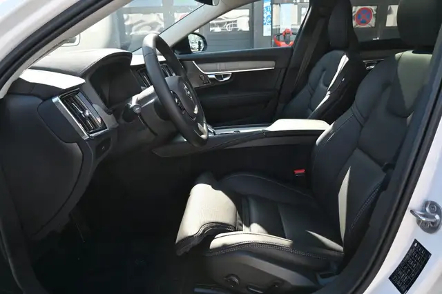 Volvo V90 view 8