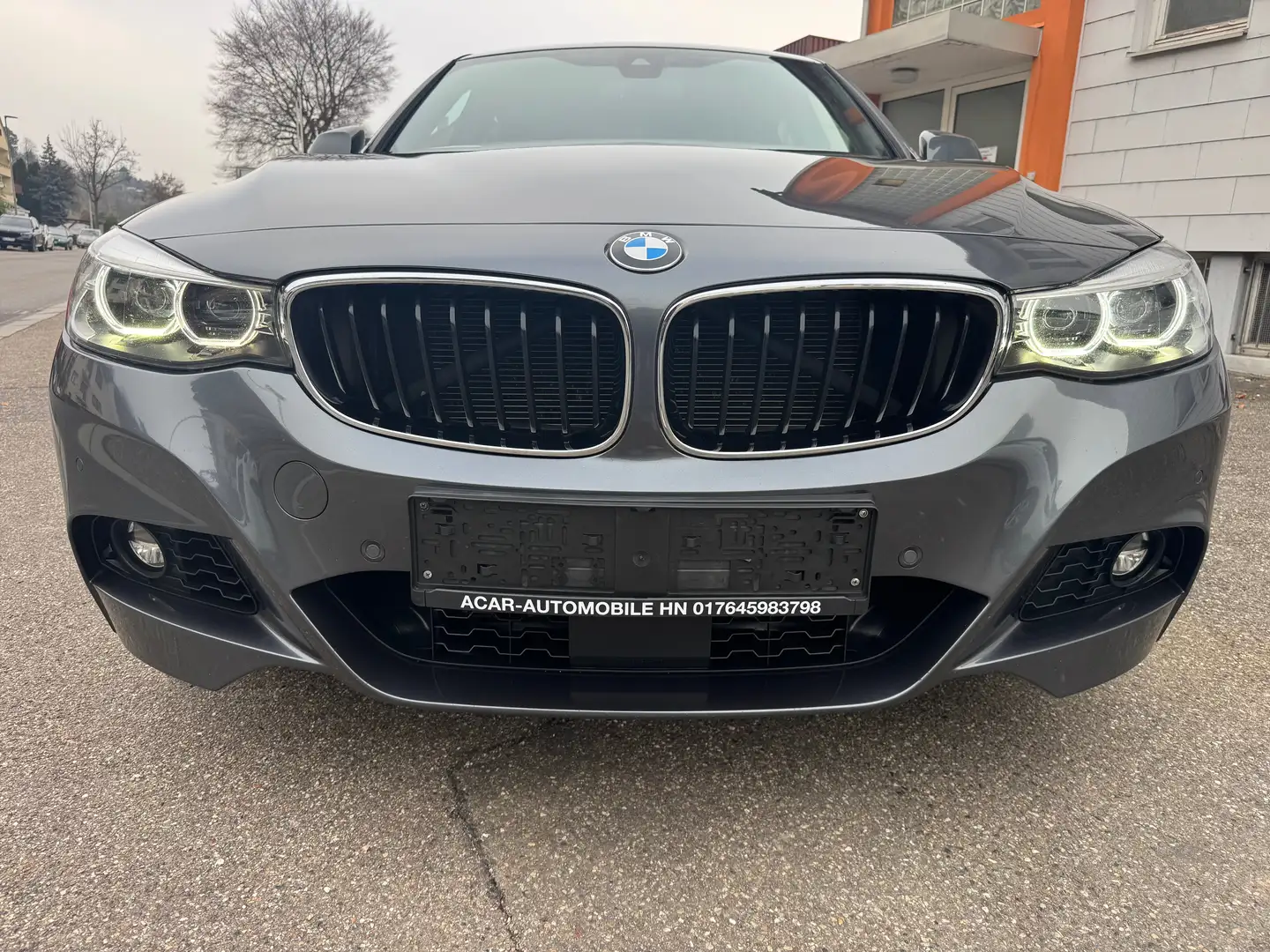 BMW 320 320 d xDrive M Sport Vollleder Acc Led 19Zoll!!! Grau - 2