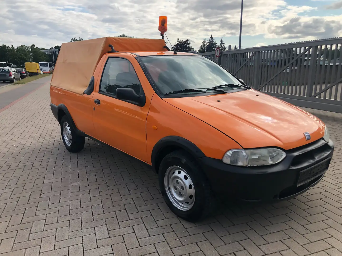 Fiat Strada 1.9 D AHK LKW Offener Kasten Orange - 1