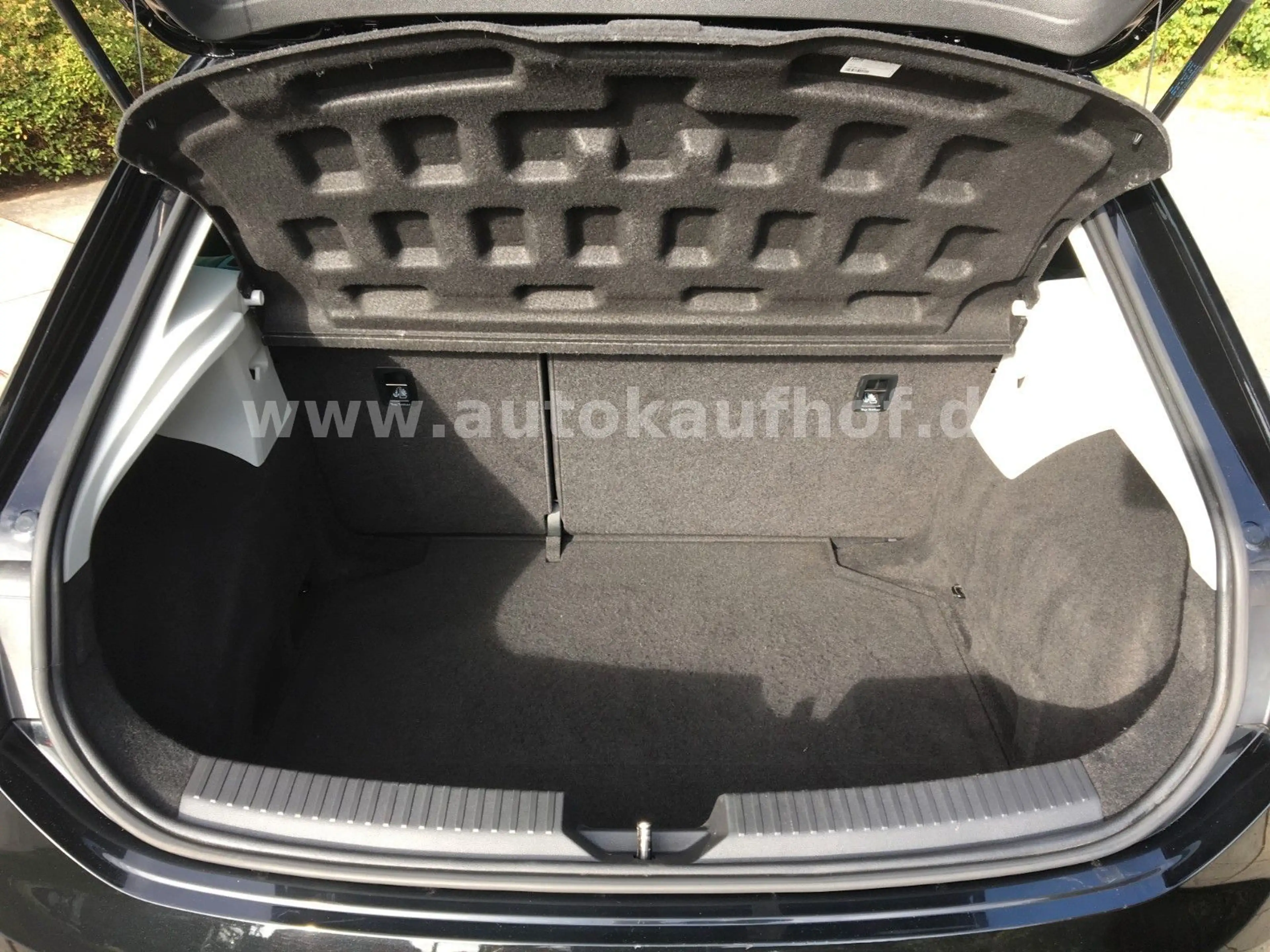 SEAT Leon SC 1.4 TSI FR *Navi+LED+DAB...* — photo 12