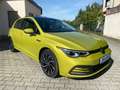 Volkswagen Golf VIII STYLE 1.5 TSI OPF MATRIX NAVI PANO DCC Gelb - thumbnail 3