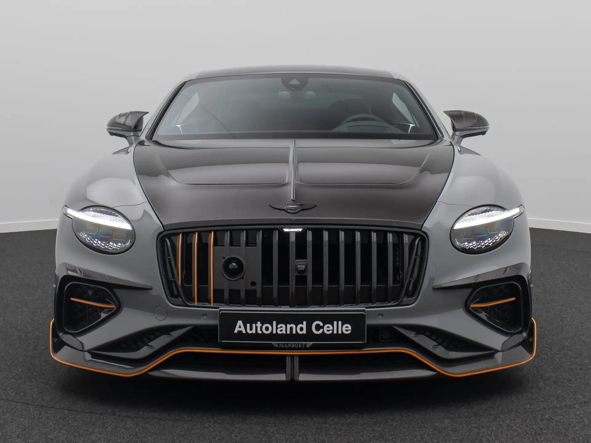 Bentley Continental Continental GT 2024 회색 사진 2