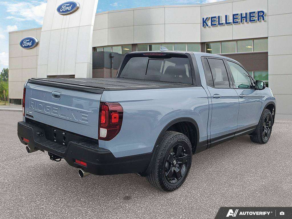 2026 Honda Ridgeline Black Edition | AWD | Like New! | Heated/Cooled Se — снимка 1