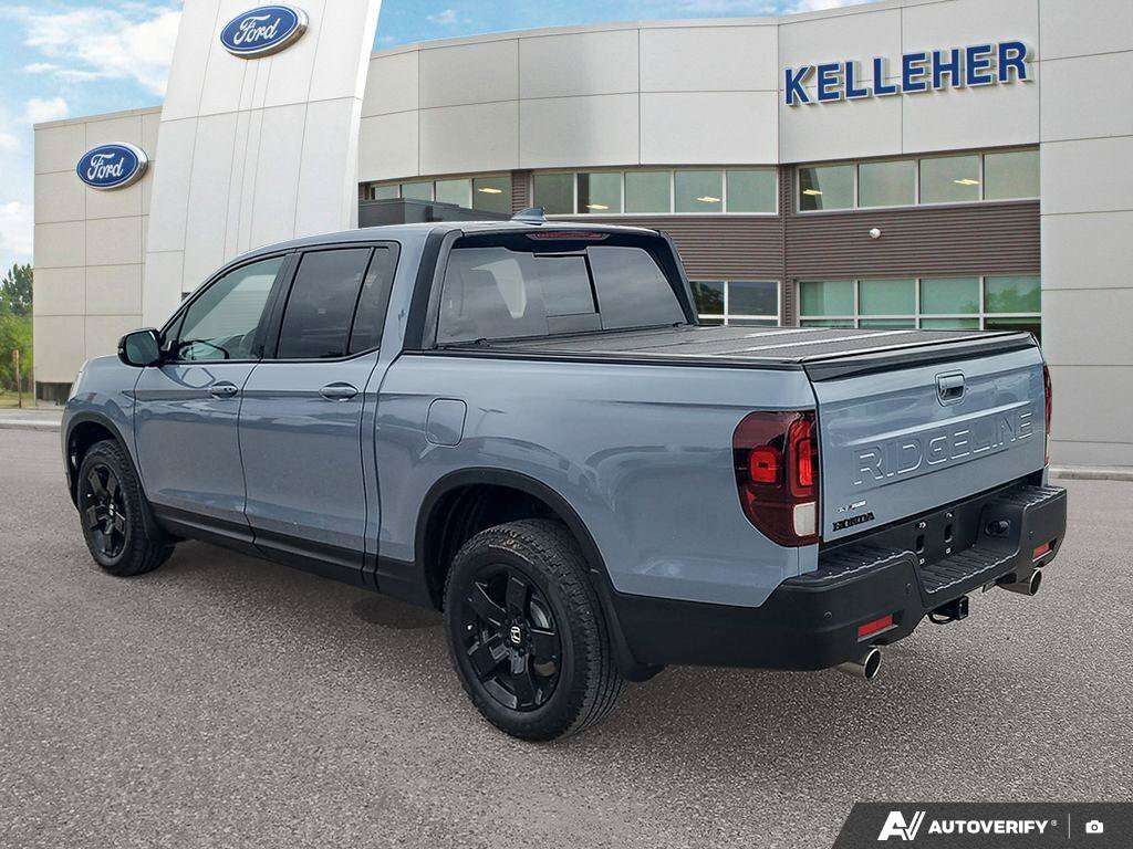 2026 Honda Ridgeline Black Edition | AWD | Like New! | Heated/Cooled Se — снимка 1