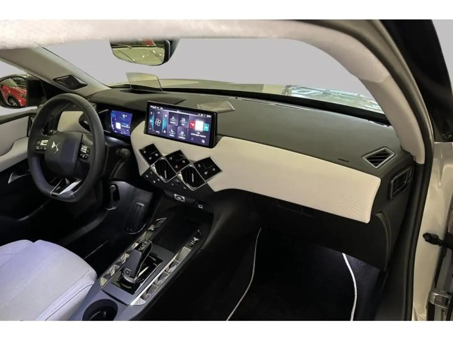 DS Automobiles DS 3 ESPRIT DE VOYAGE 130 Gris - 2