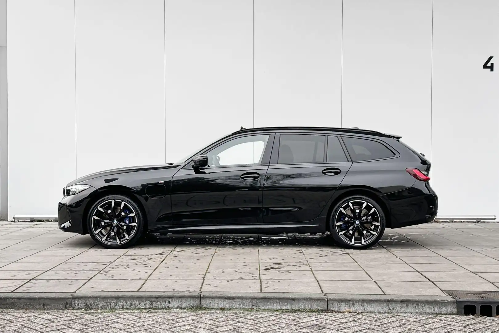 BMW 330 3 Serie Touring 330e M-Sport / Active Cruise Contr Noir - 2
