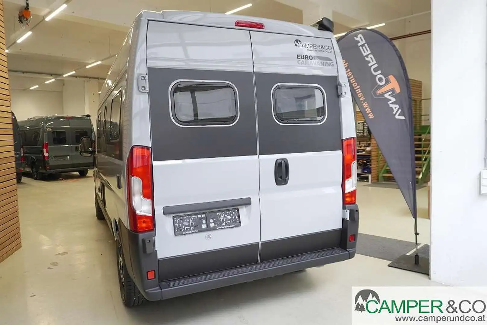 VanTourer VANTourer 600 L I HUBBETT I AUTOMATIK I SOFORT Grau - 2