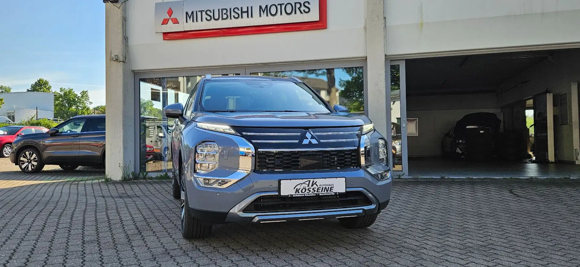 Mitsubishi Outlander 2.4 PHEV 4WD Intro Edition 8 Jahre Gar Gri - 2