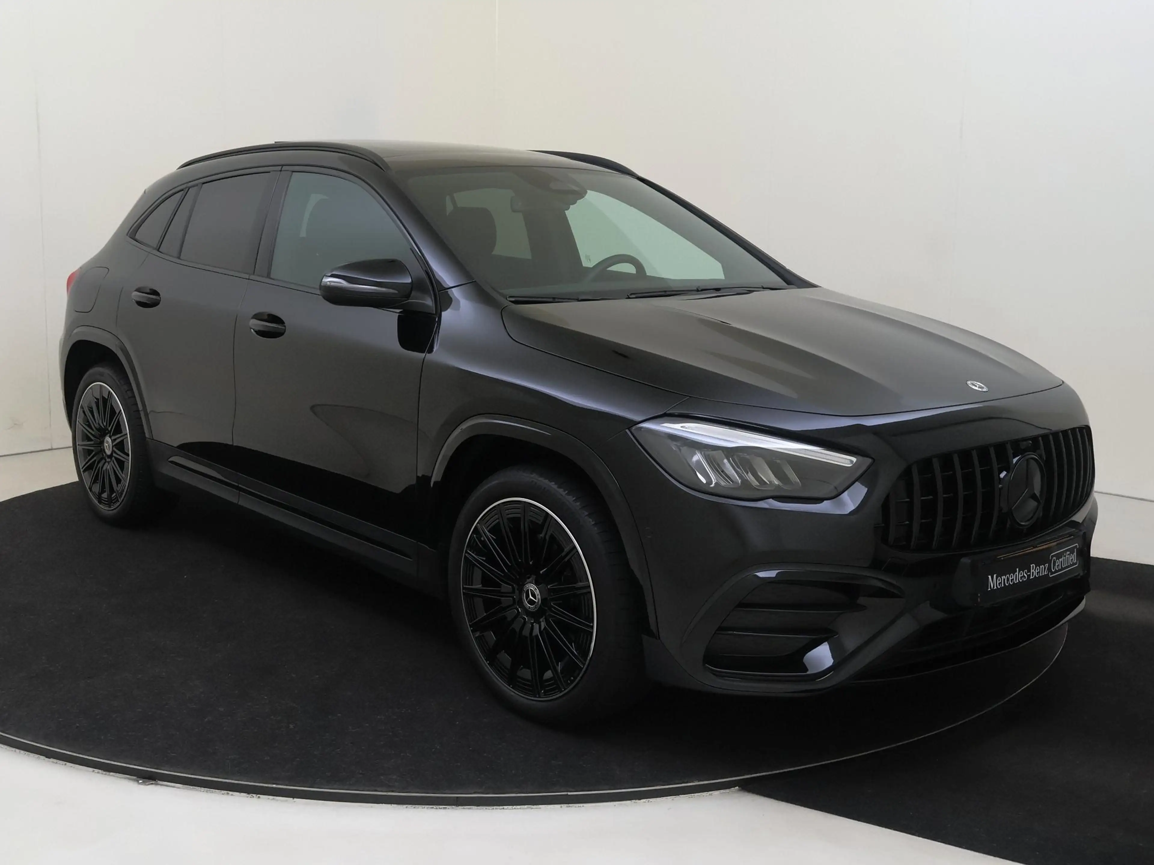 Mercedes-Benz GLA 250 e Star Edition AMG Line /Panoramadak /20 Inch /Nig — photo 5