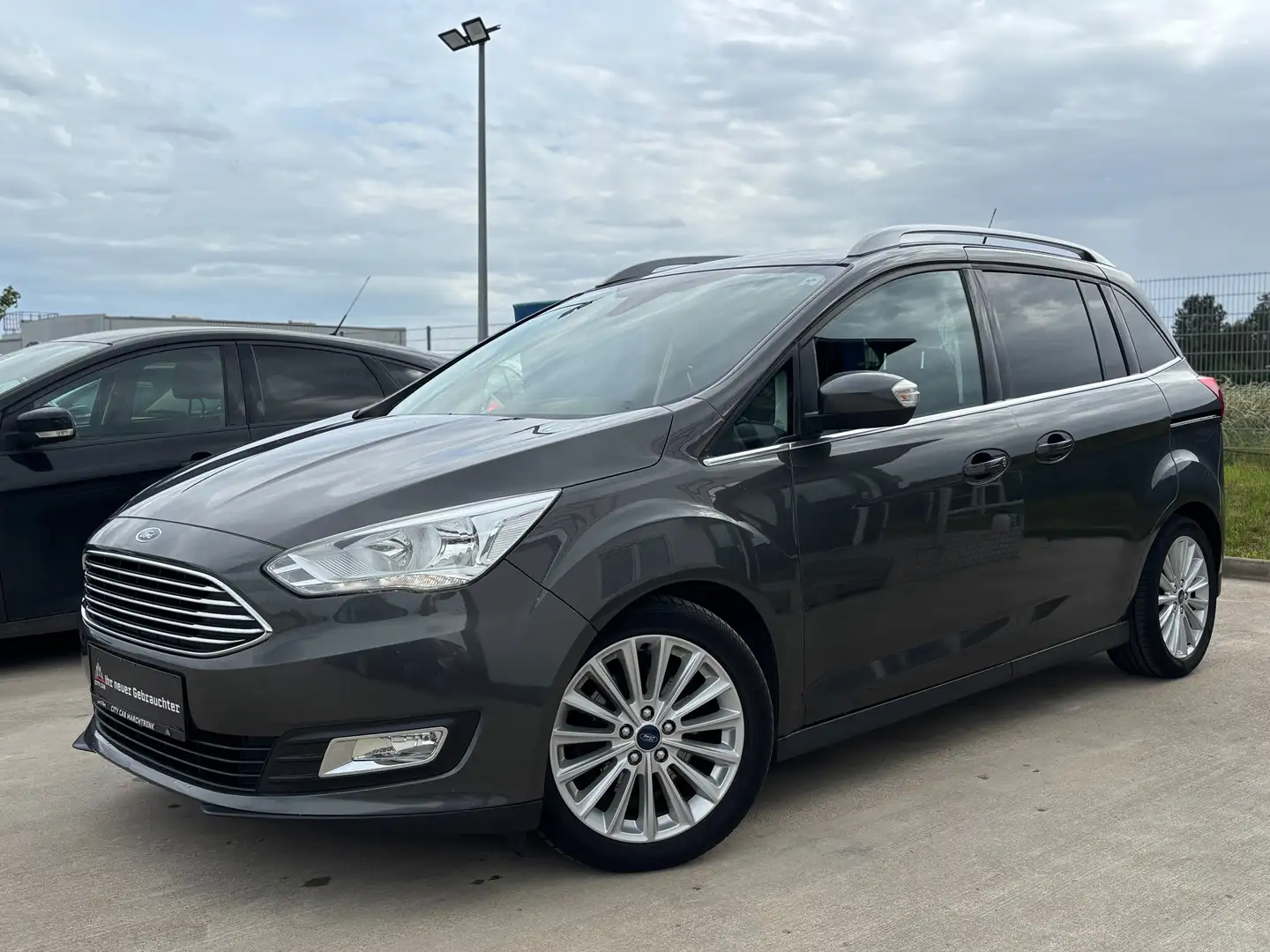 Ford Grand C-Max Titanium | PICKERL 02/27 | 1. Besitz | AHK | NAVI Grau - 1