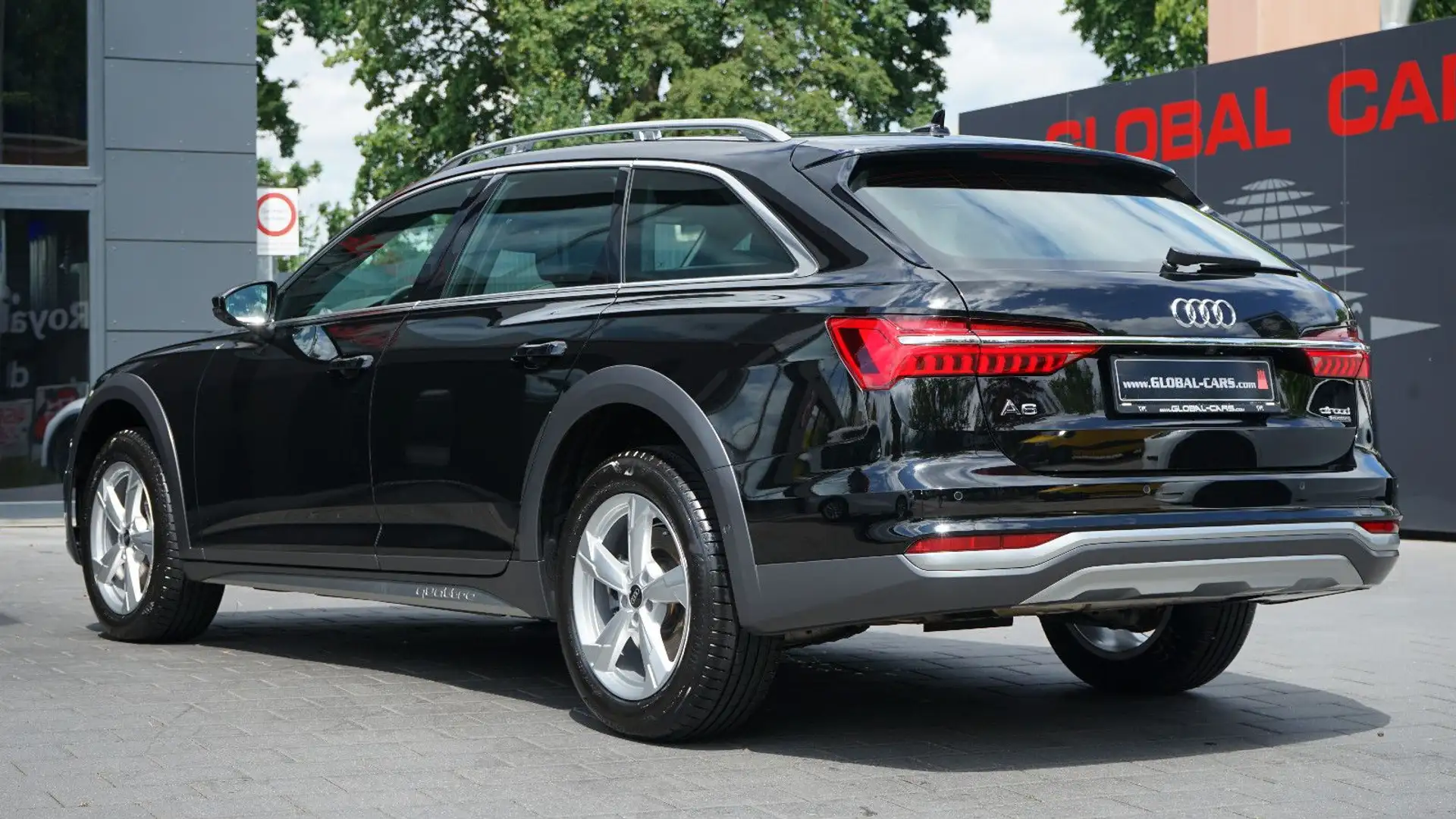 Audi A6 allroad A6 ALLROAD 50 TDi*VIRTUAL*MATRIX*KAMERA*CARPLAY* Schwarz - 2