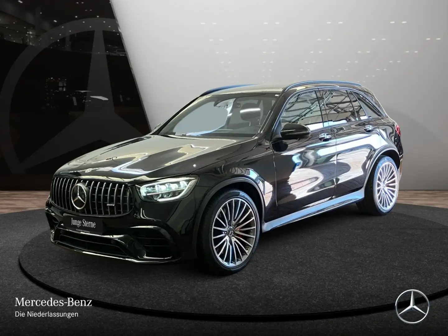 Mercedes-Benz GLC 63 AMG GLC 63 S 4M NIGHT+DRIVERS+PANO+360+AHK+LED+FAHRASS Černá - 2