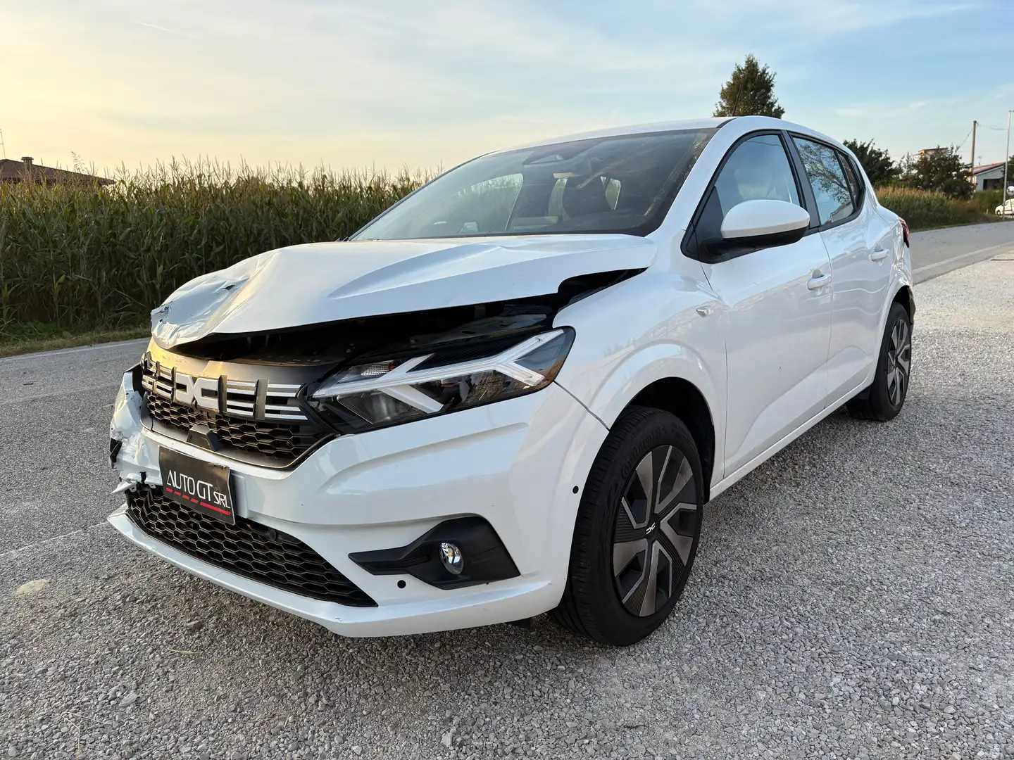 Dacia Sandero Sandero Stepway III 2021  1.0 tce Essential 90cv Bianco - 1