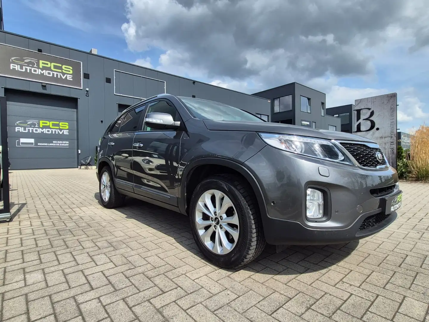 Kia Sorento 2.0 CRDi 4WD Fusion 7pl. / 1e Eigenaar Grigio - 2
