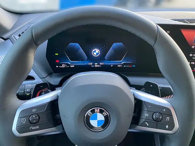 BMW 2 Series view 8