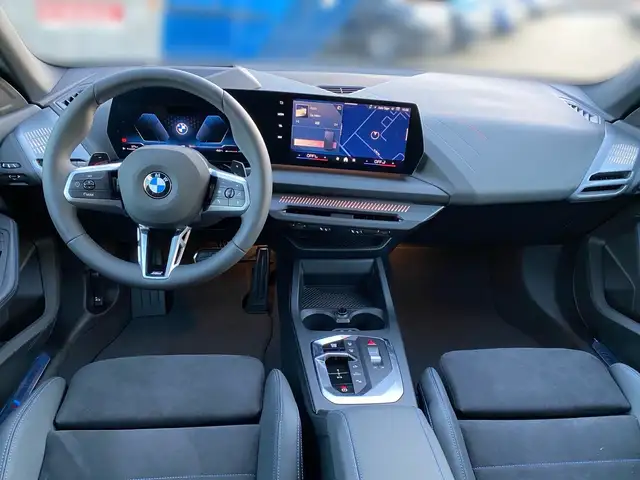 BMW 2 Series view 10