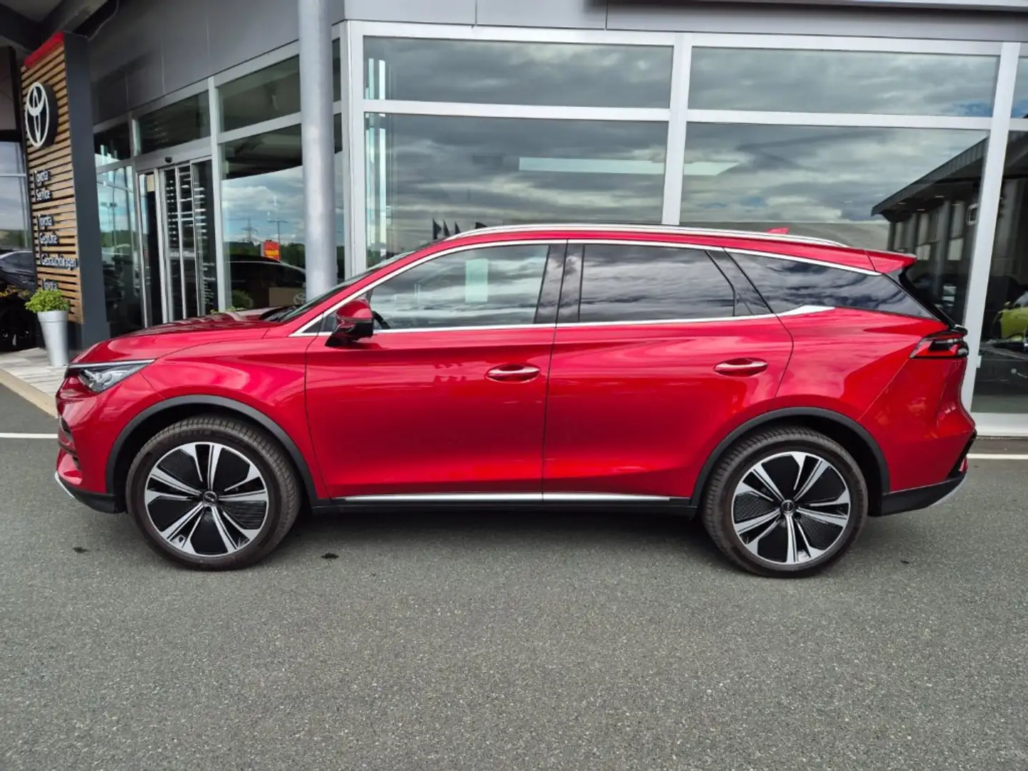 BYD Tang NEW TANG Flagship 4WD *7-Sitzer* Rosso - 2