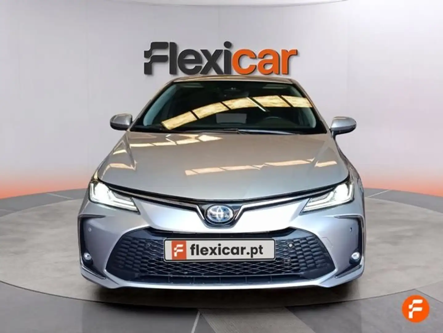 Toyota Corolla 140H Style Gris - 2
