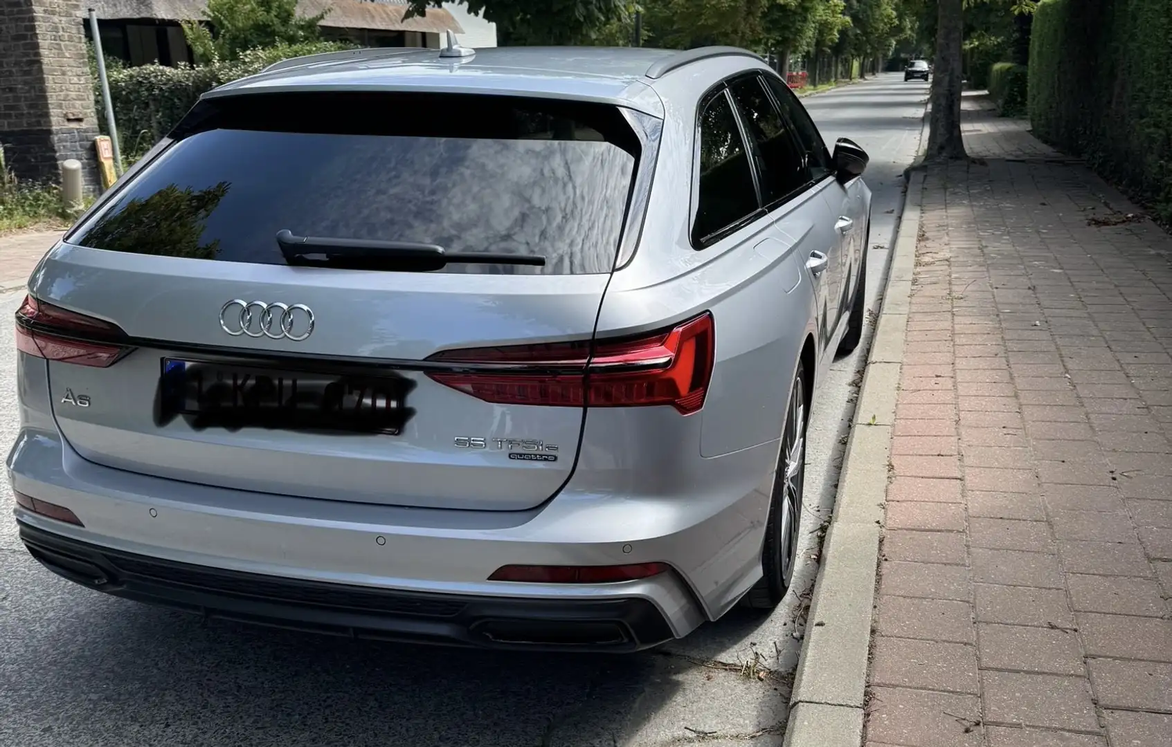 Audi A6 Avant PHEV 55 TFSI e Quattro Competition Sport S t Zilver - 1