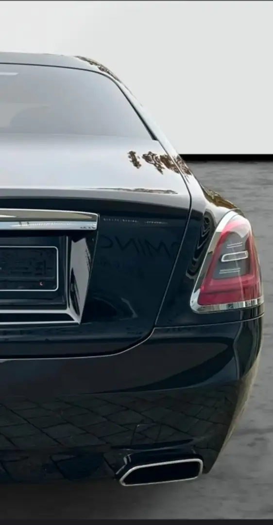 Rolls-Royce Ghost Black Badge Negro - 2