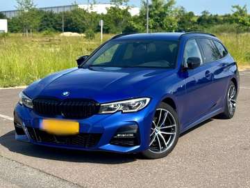 Touring 318 dA M Sport