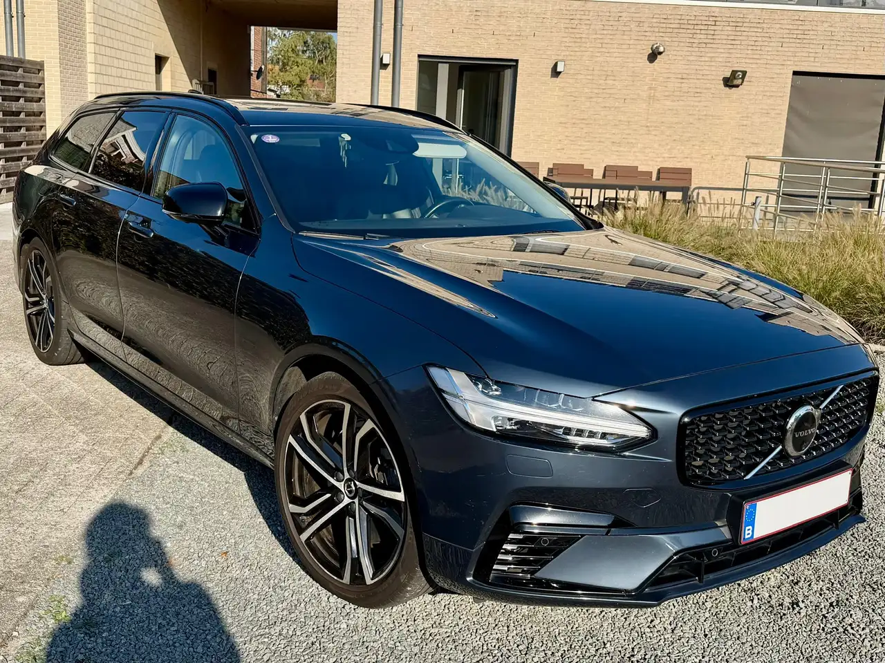 Volvo V90
