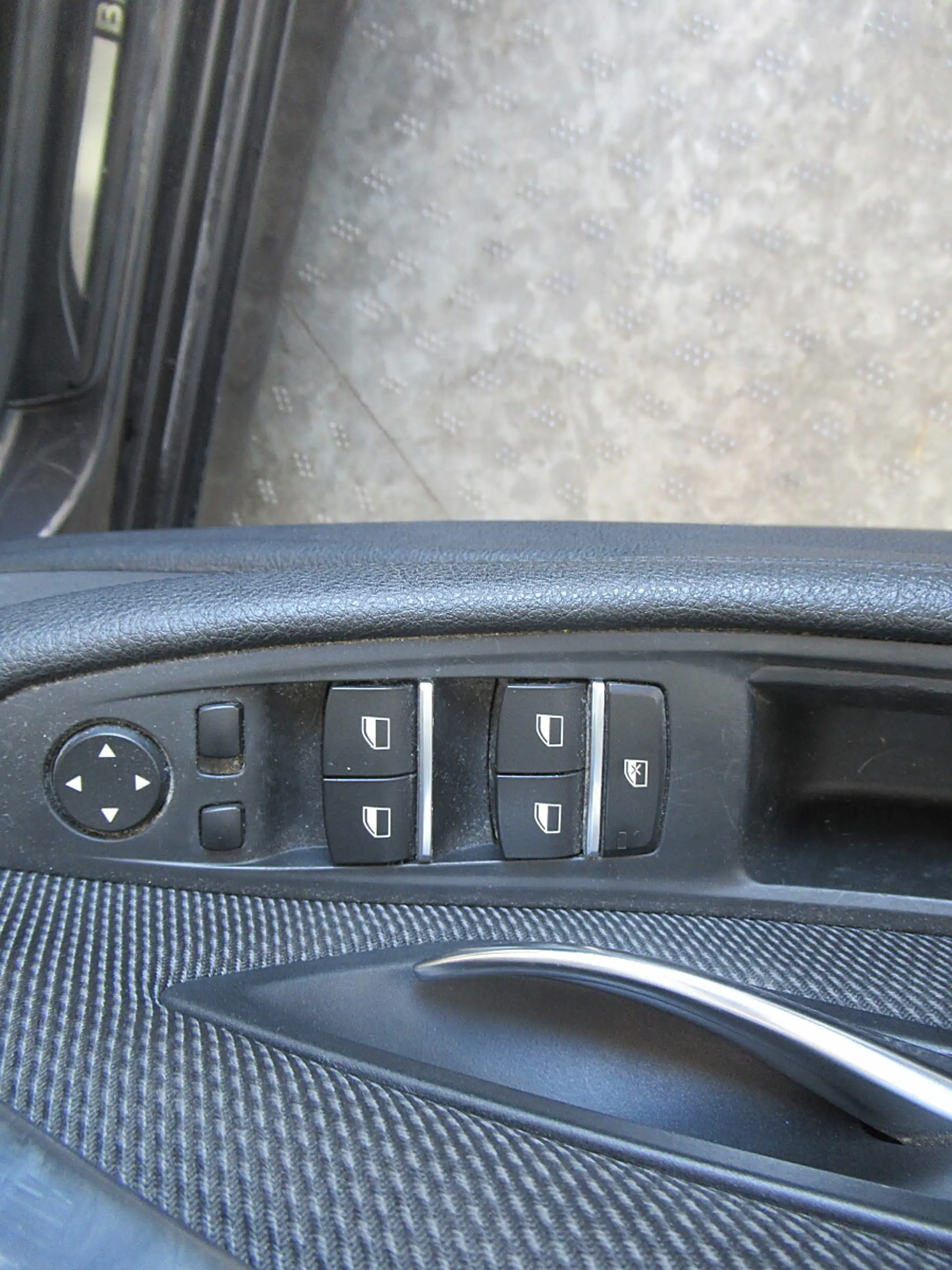 BMW 525 d xDrive Österreich-Paket Aut. *Xenon *Navi *Sp... — photo 9