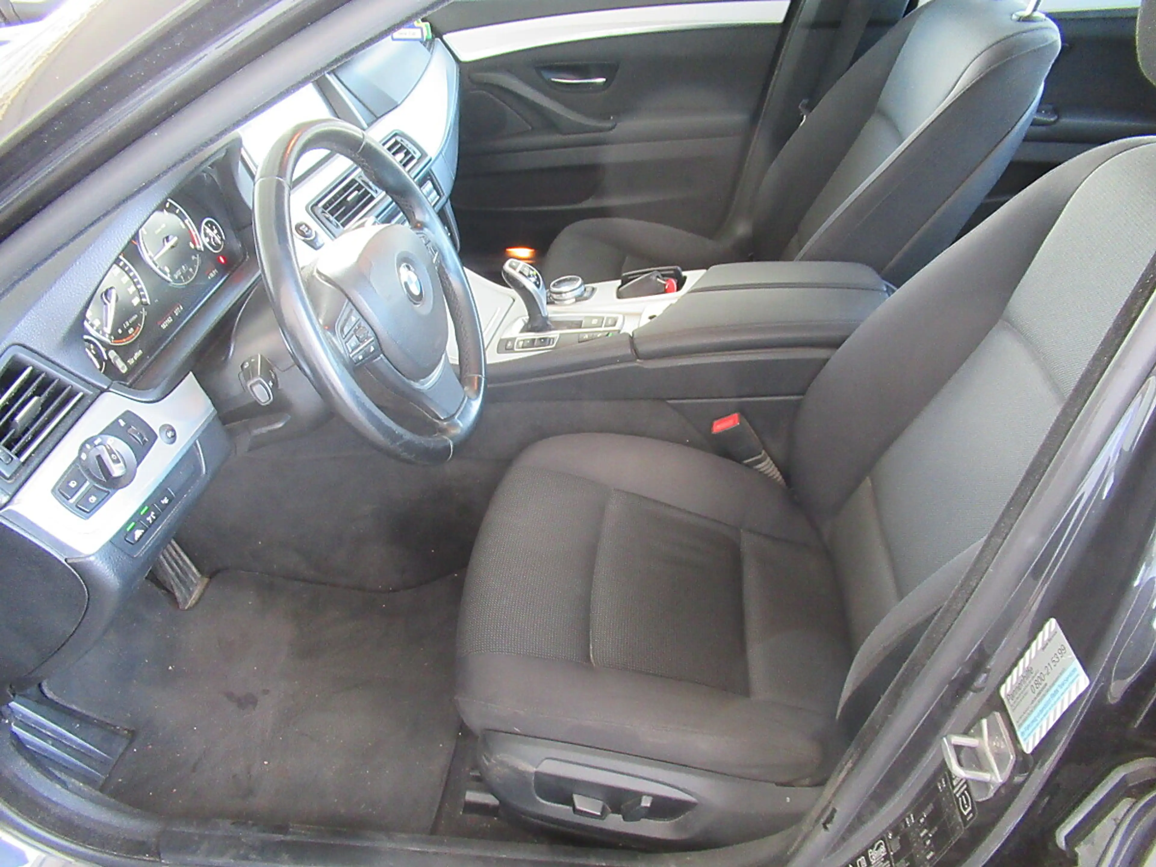 BMW 525 d xDrive Österreich-Paket Aut. *Xenon *Navi *Sp... — photo 8