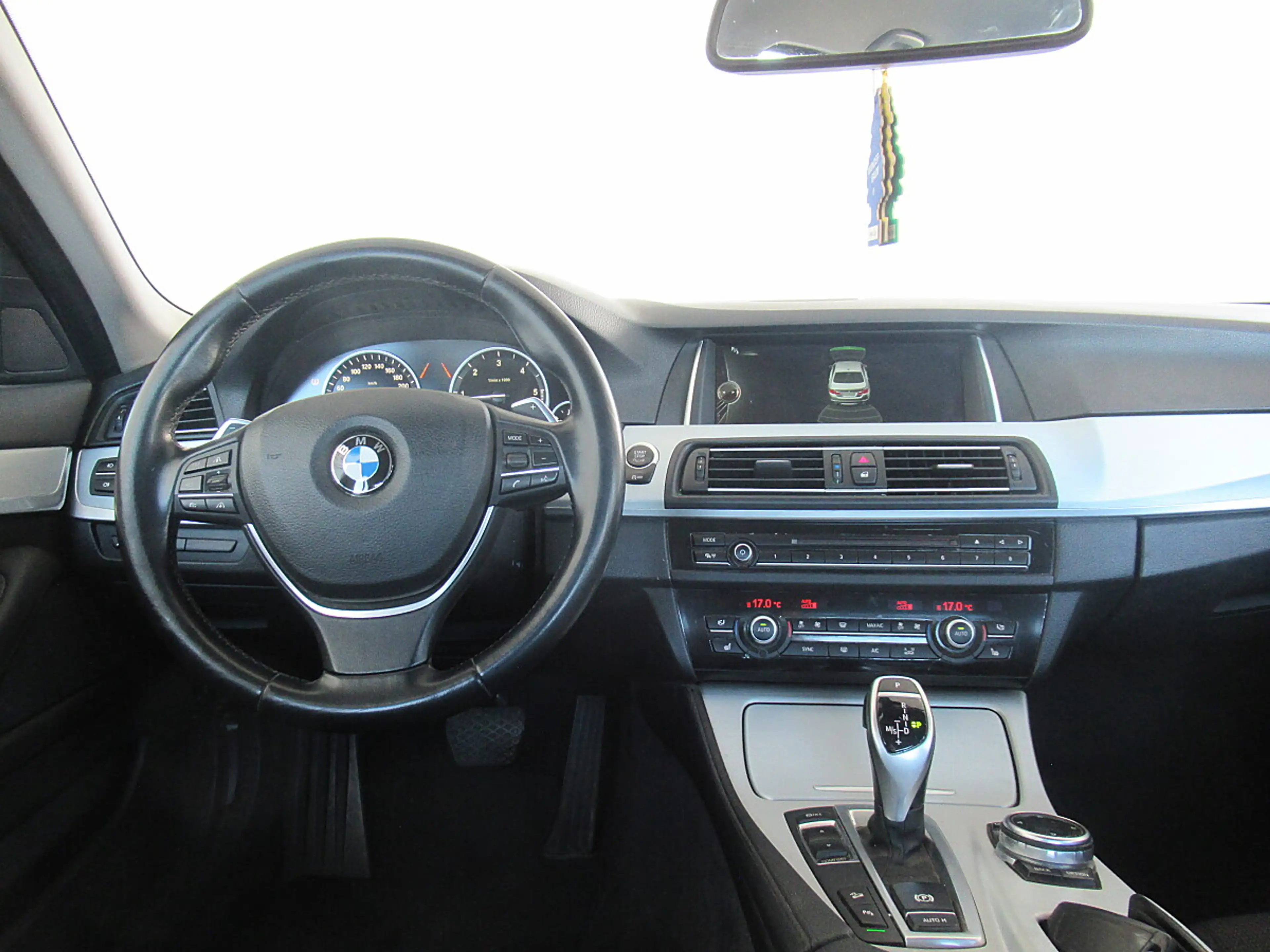 BMW 525 d xDrive Österreich-Paket Aut. *Xenon *Navi *Sp... — photo 10